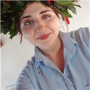 Neolaureata in Lingue offre ripetizioni in materie umanistiche: spagnolo, inglese, francese, italiano, storia, geografia